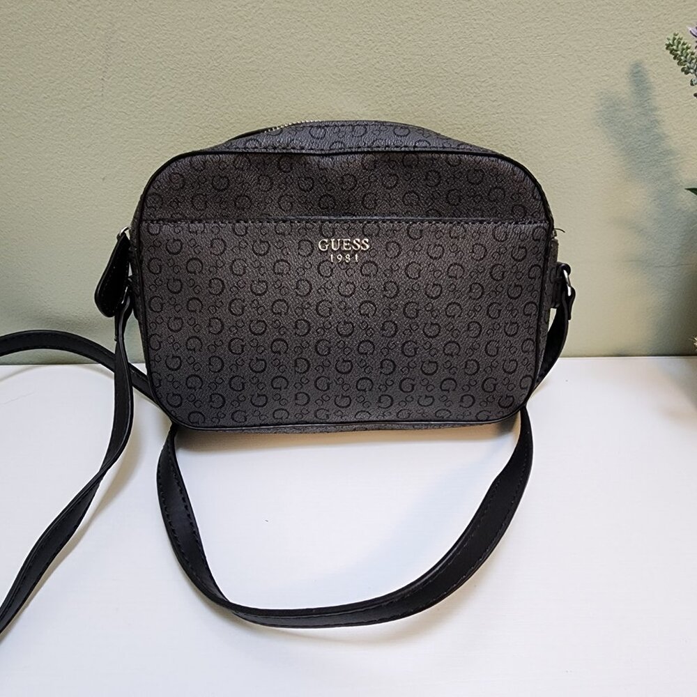 Camera Bag GUESS Monogram Y2K Crossbody - Black/Grey